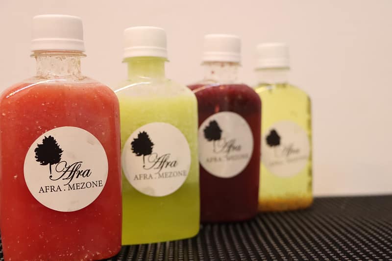 آبمیوه پک شده تشریفات سارینا